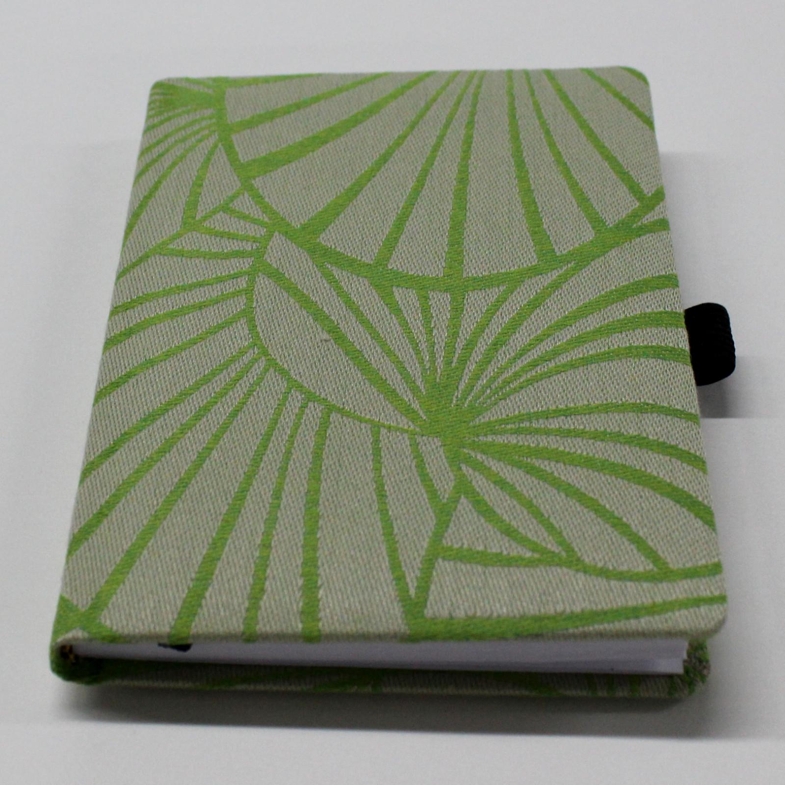 Buchrücken Taschenkalender Emilia DIN A6 in Grün