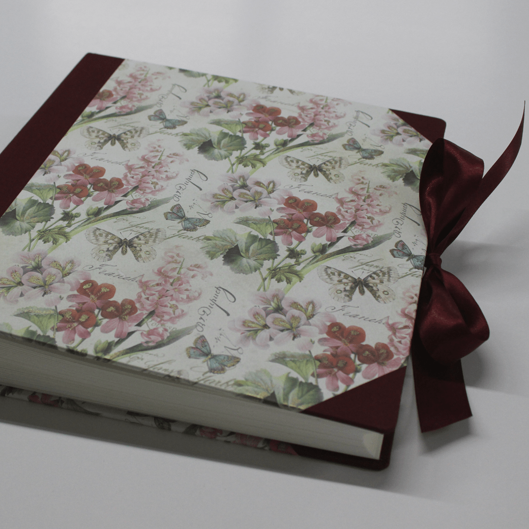 RundeEcken Fotoalbum Romantica mit Satinschleife