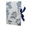 Gästebuch Valerie mit Blumenmotiven und blauer Satinschleife