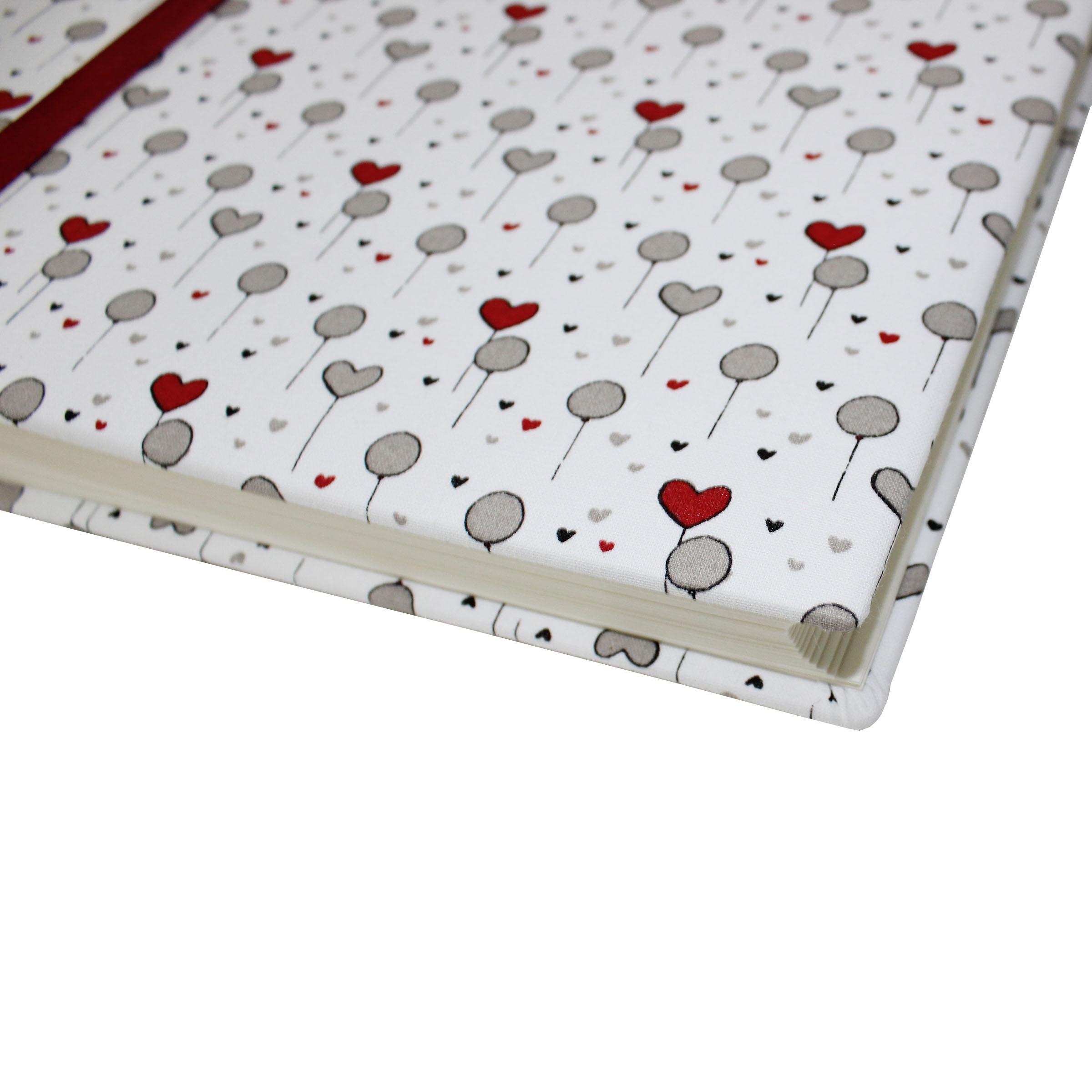 Ecke Fotoalbum Balloon Hearts im Baumwoll-Stoffeinband