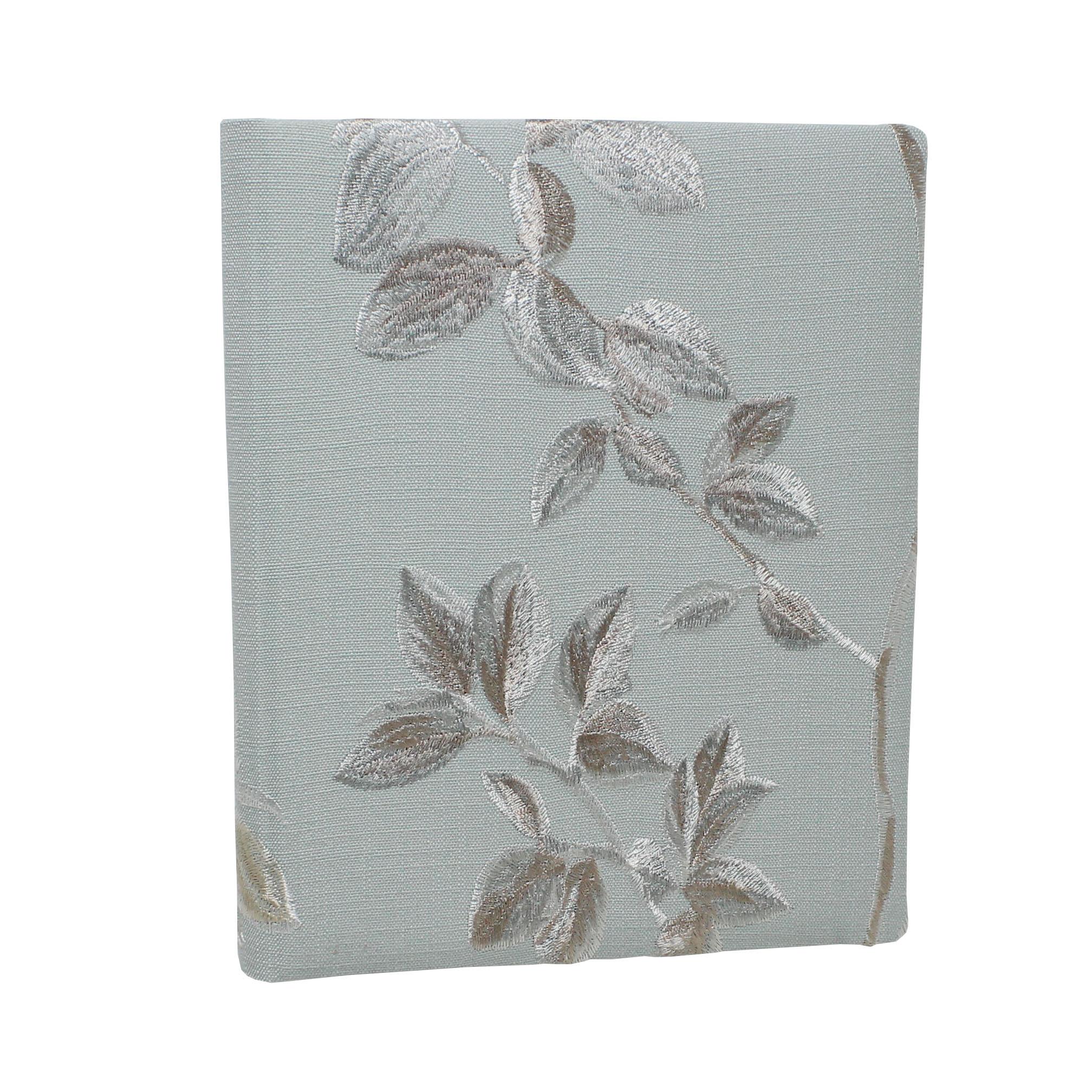 Gästebuch Vaiana Aquamarin mit blumigen Stickereien