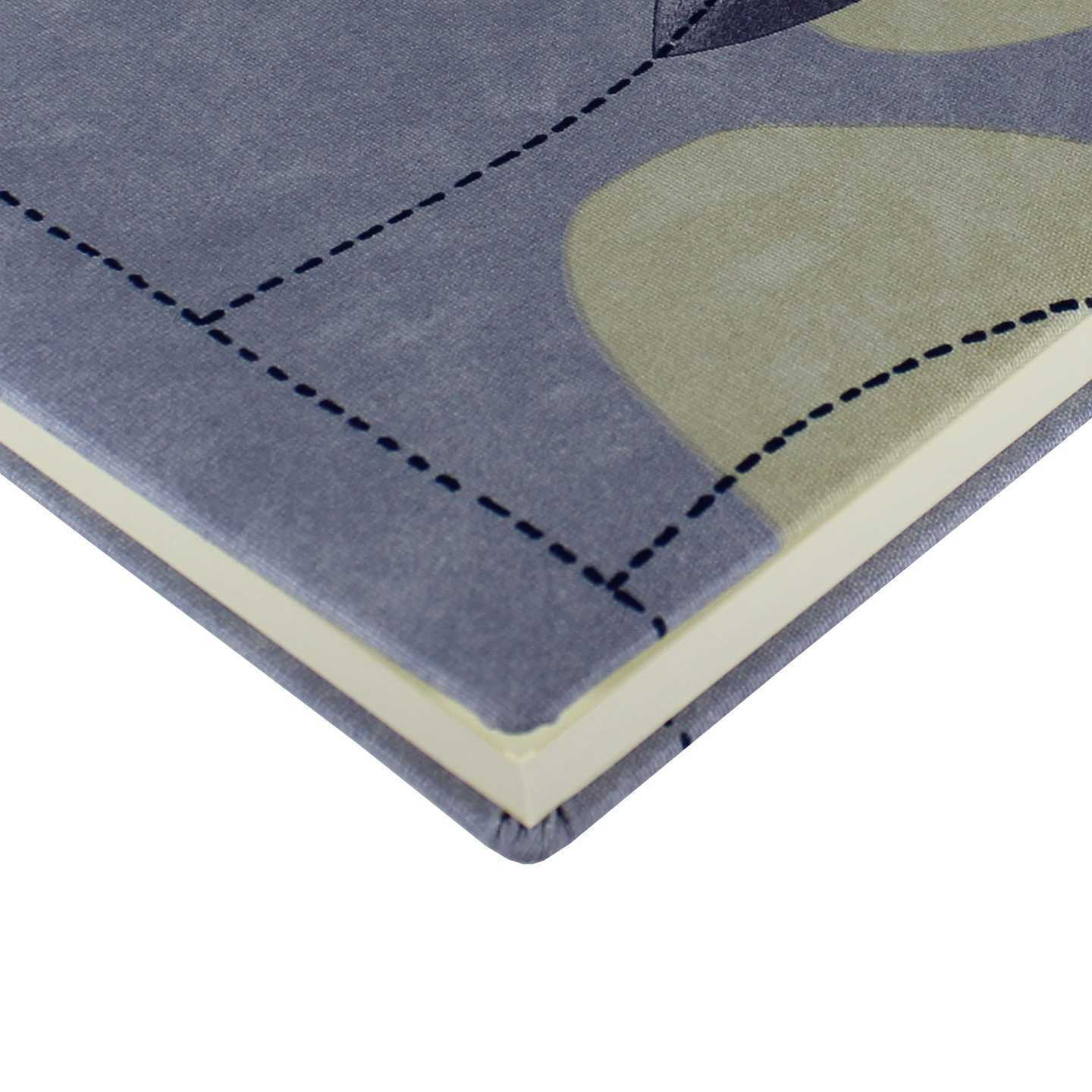 Ecken Gästebuch Petal mit stilisierten Blättern