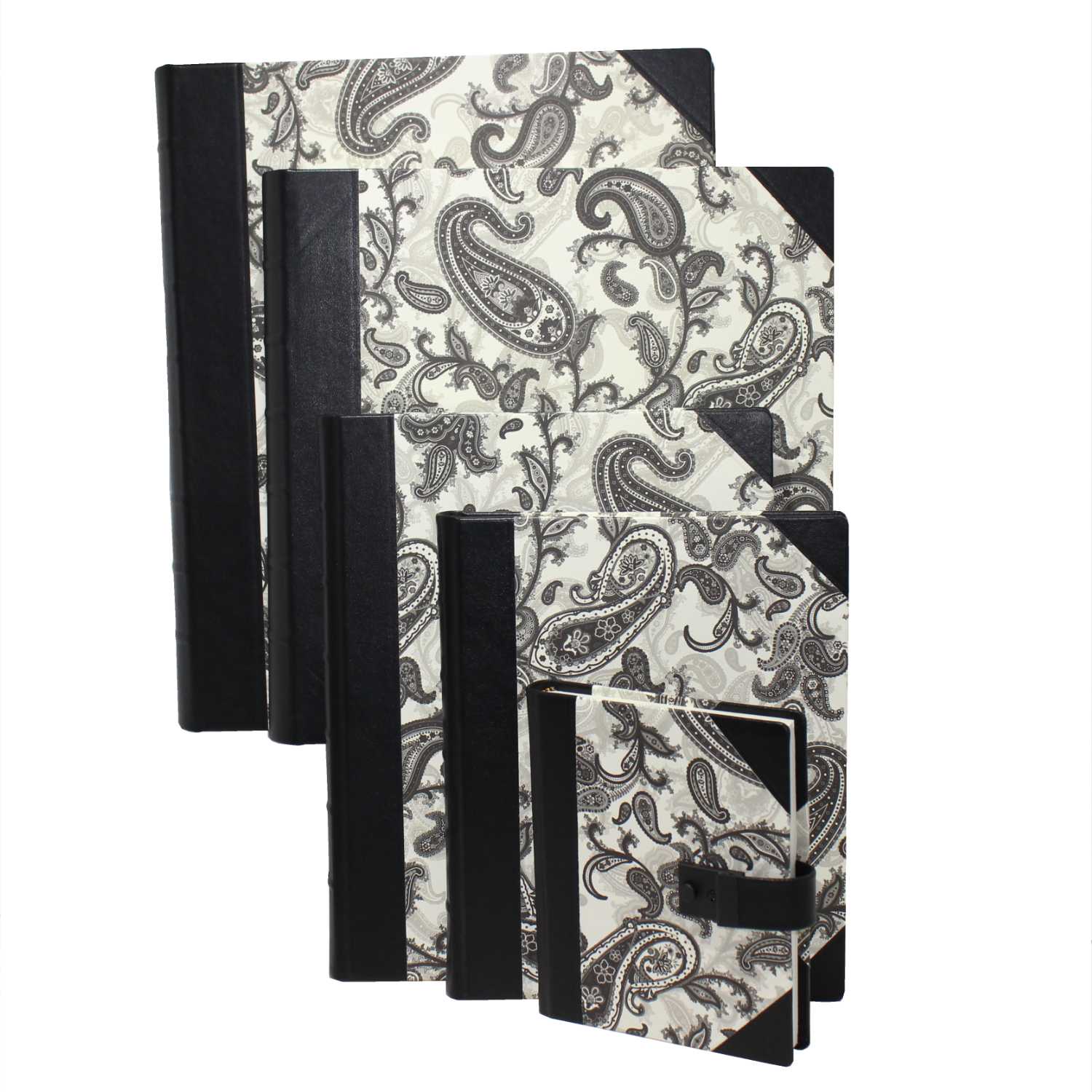 Design Black Paisley