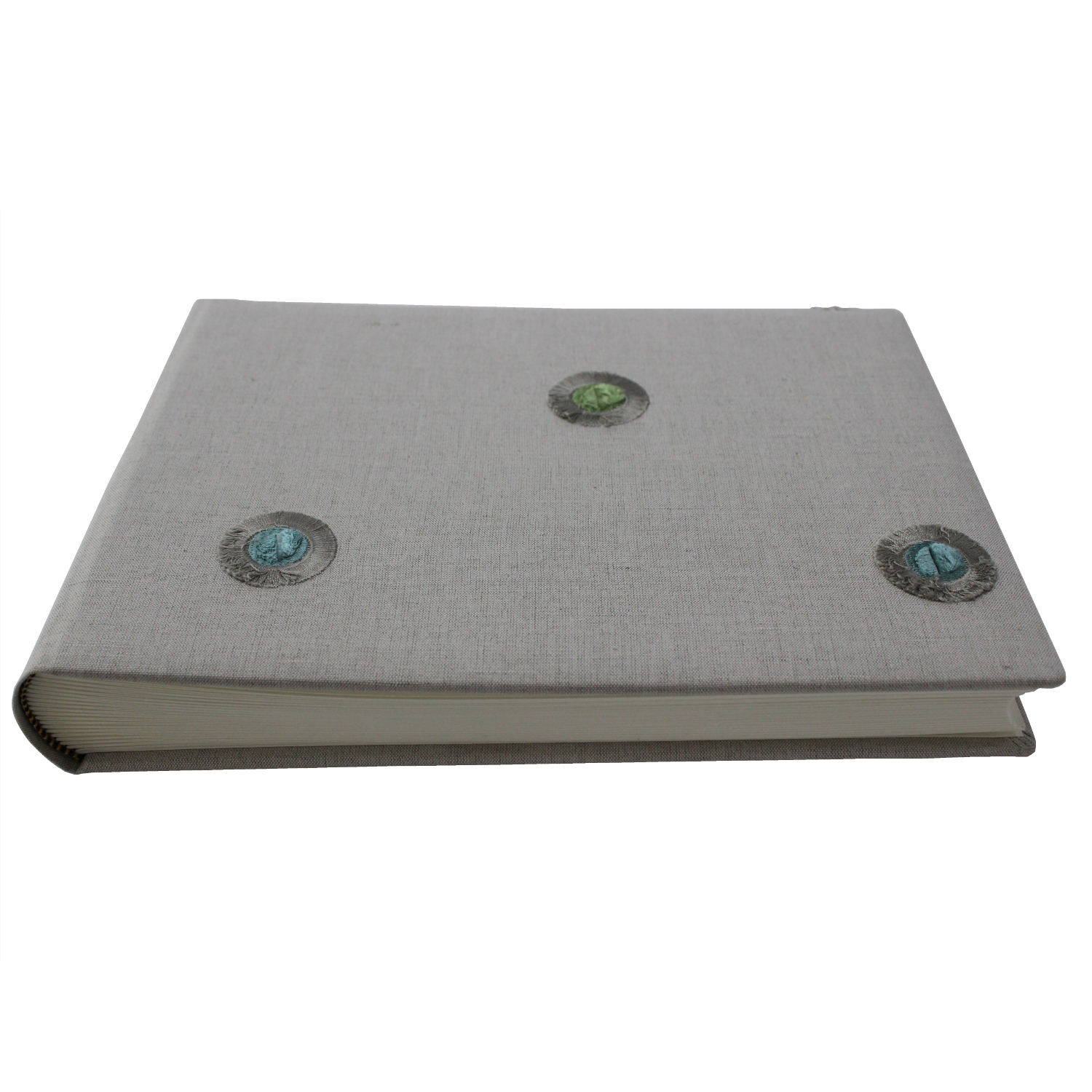 Foto-Gästebuch Madagaskar im Leinen-Einband mit gestickten Applikationen